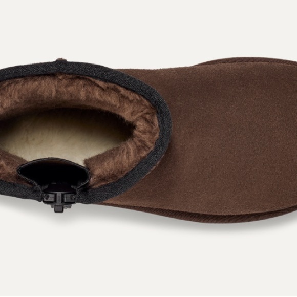 LIKE NEW UGG Classic Mini Zipper Logo Boot! - Picture 3 of 9